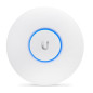 Ubiquiti Networks UAP-AC-PRO point d'accès réseaux locaux sans fil 1300 Mbit/s Blanc Connexion Ethernet, supportant